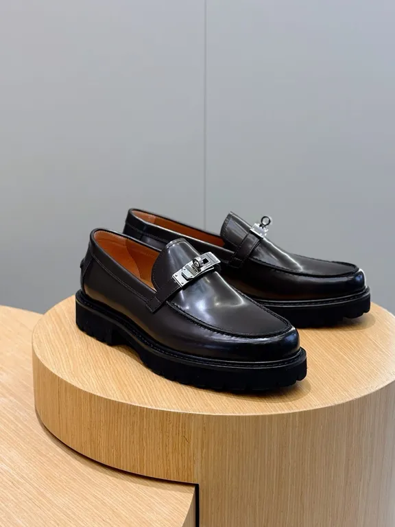 Hermes Shoe 